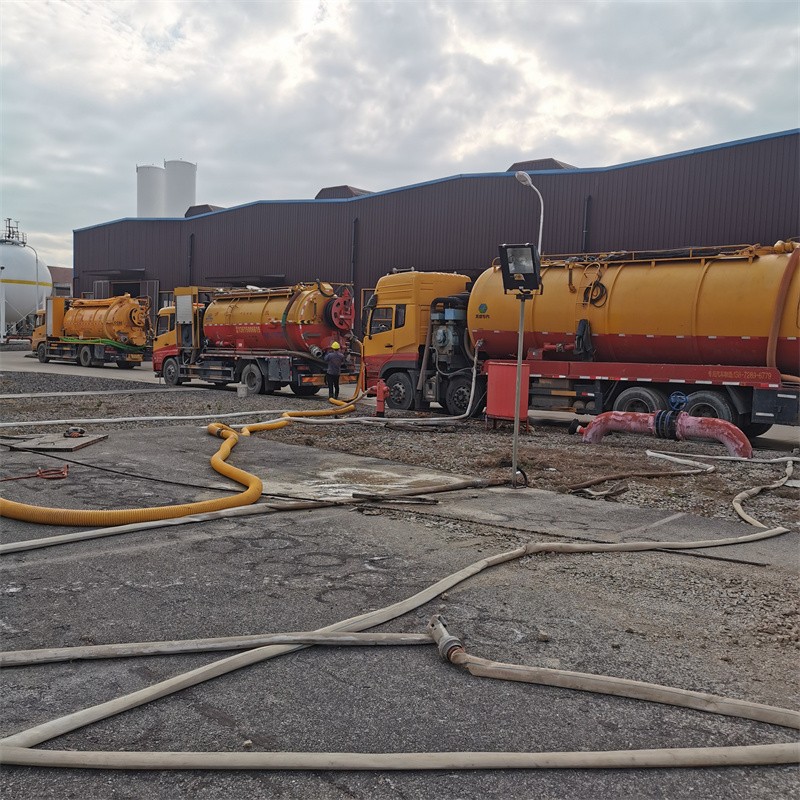 喜德污水池清理