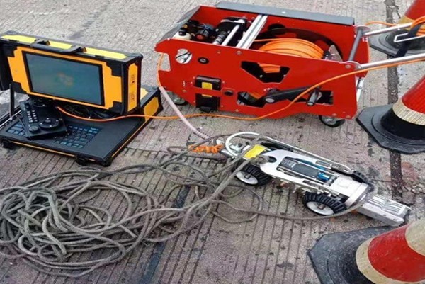 喜德CCTV管道检测机器人